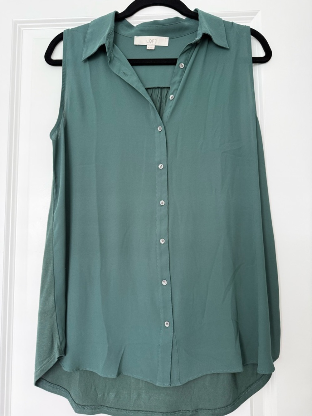 LOFT Sleeveless Button-Down Blouse in Teal Green